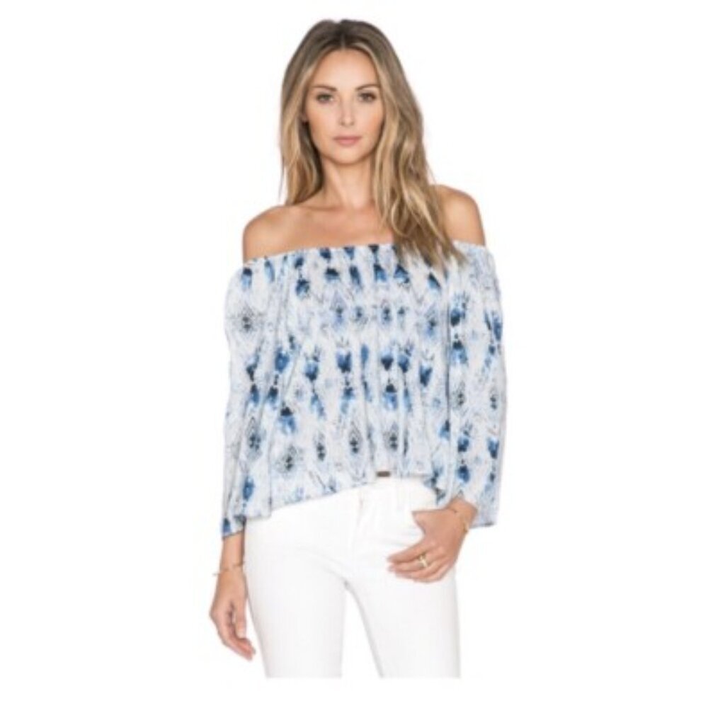 BB Dakota Off the Shoulder Mina Top Size XS Batik Blue White Flowy Feather